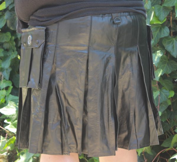Versatta Leather Cargo Kilt - Image 2